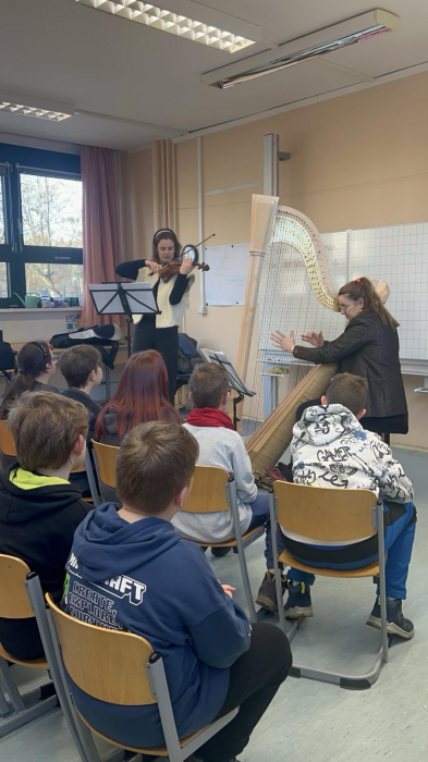 unnamed.jpg unnamed.jpg